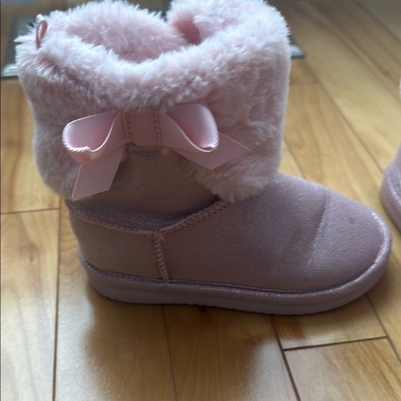 Pink Furry Boots slippers very cute size shoes 8 - Picture 4 of 8